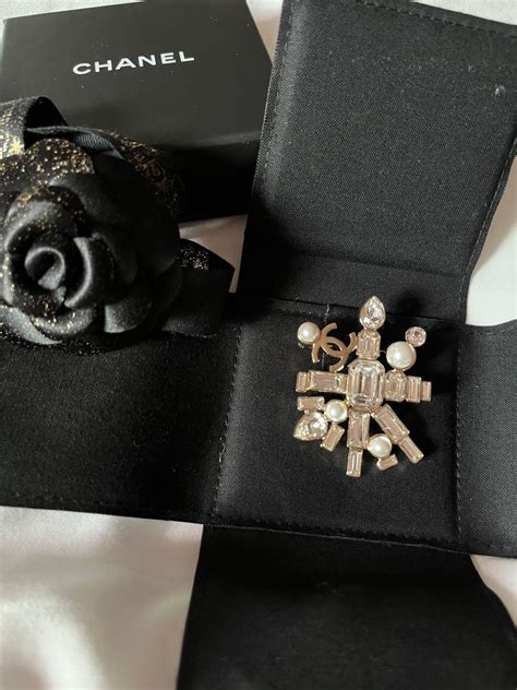 chanel broche vip client gift|chanel costume jewelry.